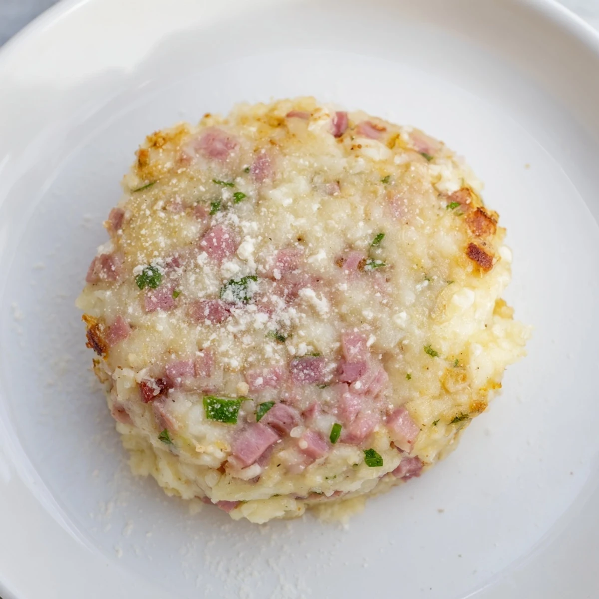 Sizzling Depression-Era Ham & Potato Patties, a budget-friendly and flavorful skillet-cooked American classic.