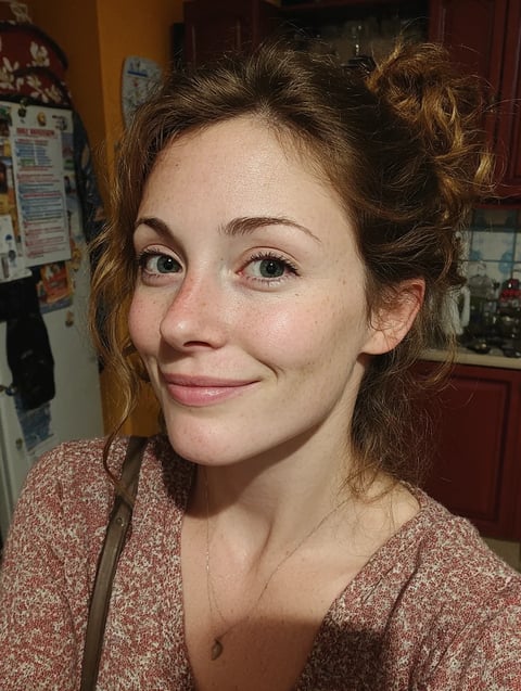 Hannah Collins