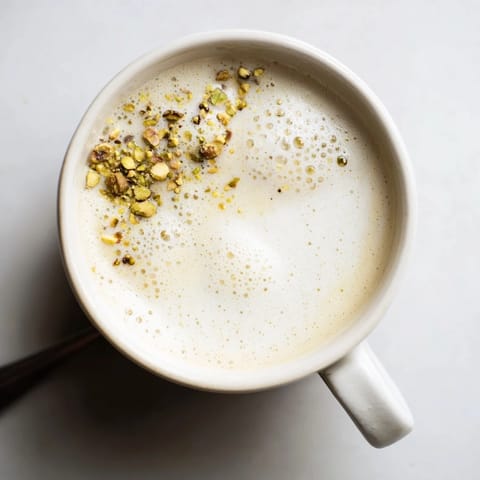 Pistachio Milk Latte Café
