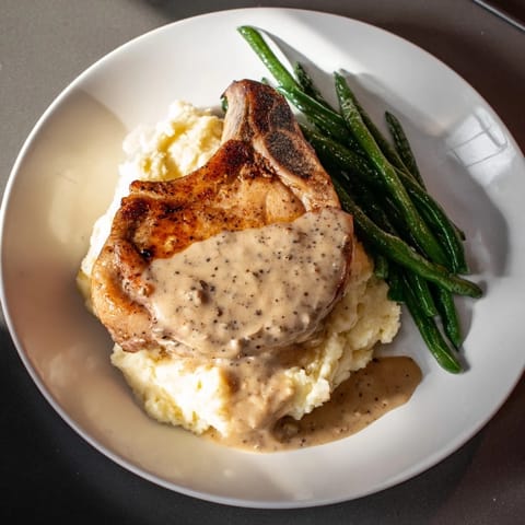 Pork Chops Cheddar Mash